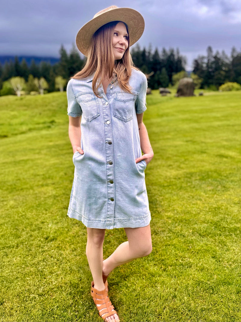 tribal denim dress Shirt with Pockets – Out on a limb WA Size:Extra Small (approx UK 8) 195258-9TIS-MVL Eimhir Chiffon High-Low Midi Denim fabric Elevate your wardrobe with