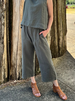 Cut loose Easy Crop Pant