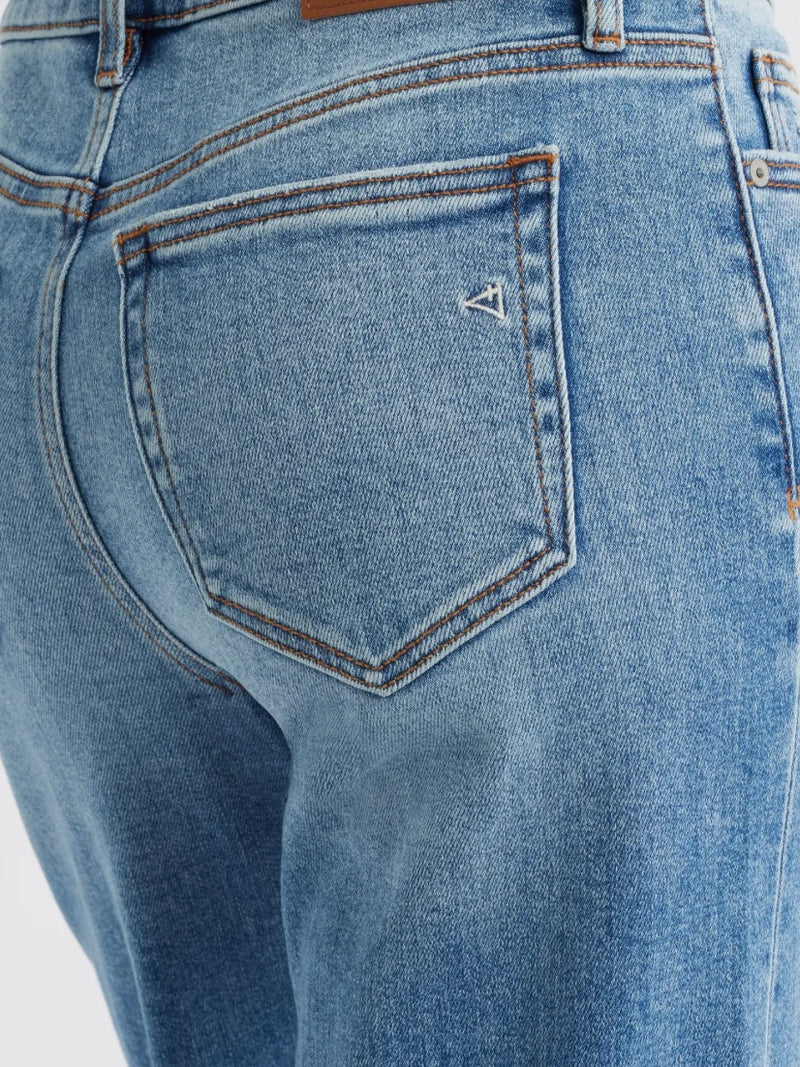 Hidden Ella Mid-Rise Wide Straight Jean