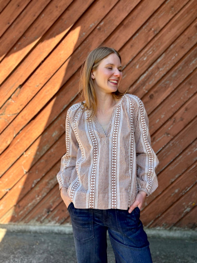 Dylan Bennett blouse